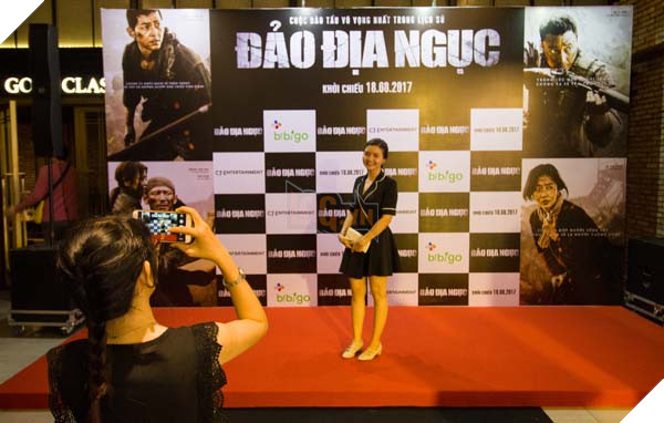 Khương Ngọc và Phi Thanh Vân cùng ra khơi tới Đảo Địa Ngục 9