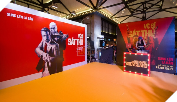 Thiết kế khu vực sân khấu chính thể hiện độ "chất" của bộ phim