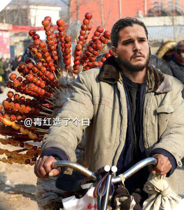 
Chàng vua phương Bắc ngây ngô ngờ nghệch chẳng biết gì thì ngoài bán kẹo hồ lô ngào đường dạo chứ gì nữa!

