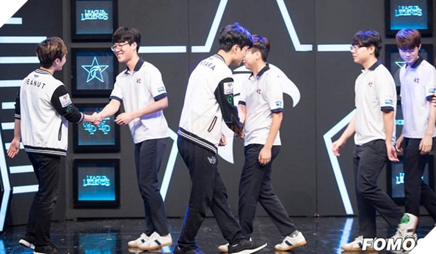 Những điều đọng lại mãi với fan hâm mộ LMHT thế giới sau cuộc lôi ngược dòng không tưởng của SKT T1 trước KT Rolster hôm qua