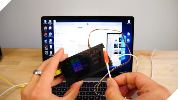 Thiết bị Trung Quốc giá 500 USD này có thể phá khóa mật khẩu iPhone của bạn, kể cả trên iOS 10 - Ảnh 8.