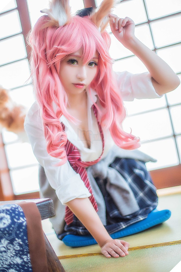 Cùng ngắm cosplay Cửu Vĩ Linh Hồ cực dễ thương và gợi cảm