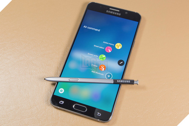 Bút S-Pen của dòng Galaxy Note đã phát triển như thế nào? Tại sao bút vẫn có thể hoạt động tốt mà không cần có pin? 12