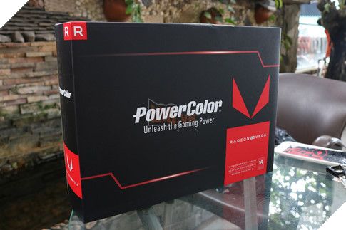  Đập hộp RX Vega 64 - Card đồ họa cao cấp đến từ AMD 2