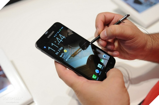 Bút S-Pen của dòng Galaxy Note đã phát triển như thế nào? Tại sao bút vẫn có thể hoạt động tốt mà không cần có pin?