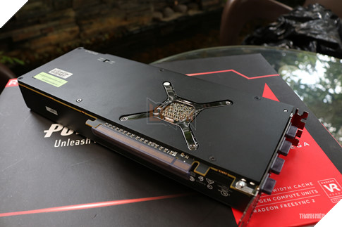  Đập hộp RX Vega 64 - Card đồ họa cao cấp đến từ AMD 4