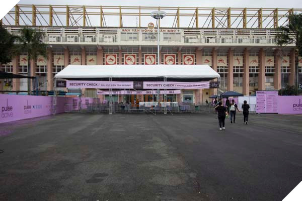 Ariana Grande đột ngột hủy show trước giờ G, lỗi do ai? 3