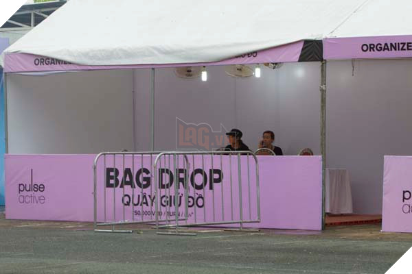 Ariana Grande đột ngột hủy show trước giờ G, lỗi do ai? 5