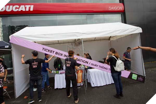 Ariana Grande đột ngột hủy show trước giờ G, lỗi do ai? 14