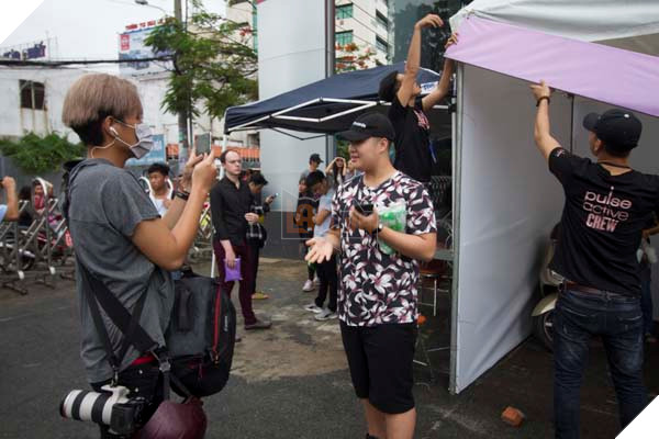 Ariana Grande đột ngột hủy show trước giờ G, lỗi do ai? 16