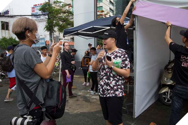 Ariana Grande đột ngột hủy show trước giờ G, lỗi do ai? 17