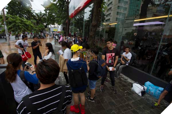 Ariana Grande đột ngột hủy show trước giờ G, lỗi do ai? 29