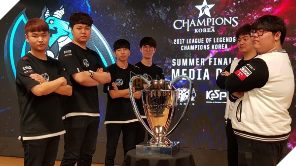 LMHT: Toàn cảnh SKT và Longzhu trước thềm trận chung kết LCK mùa hè 2017