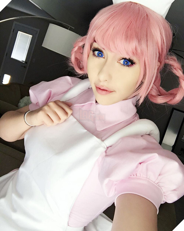 
Đây chính là cô nàng y tá xinh đẹp trong Pokemon.
