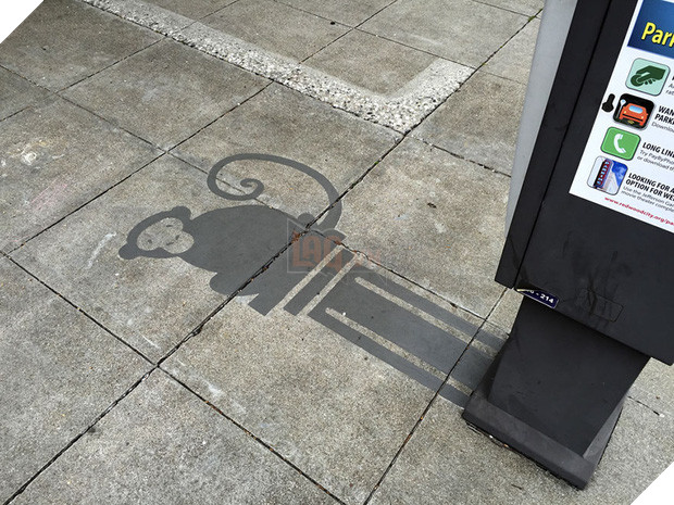 Bộ tranh đường phố được vẽ từ những chiếc bóng - Ảnh 13.