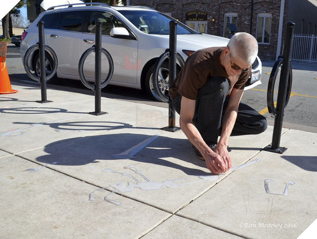 Bộ tranh đường phố được vẽ từ những chiếc bóng - Ảnh 21.