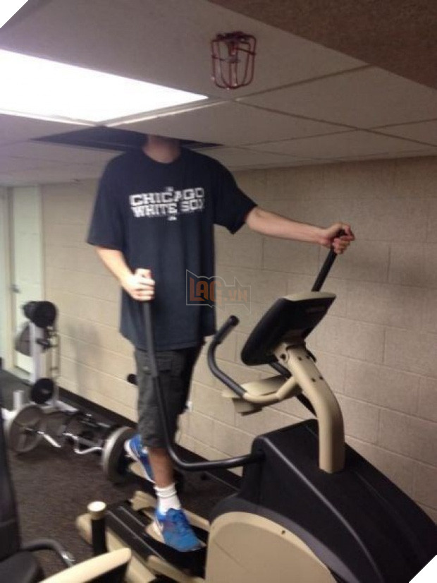 16 khoảnh khắc éo le mà chỉ những người cao kều mới hiểu - Ảnh 27.