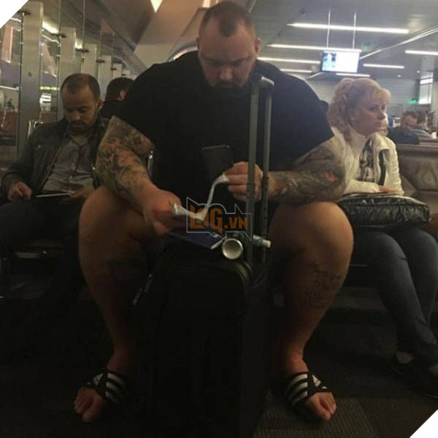 16 khoảnh khắc éo le mà chỉ những người cao kều mới hiểu - Ảnh 7.