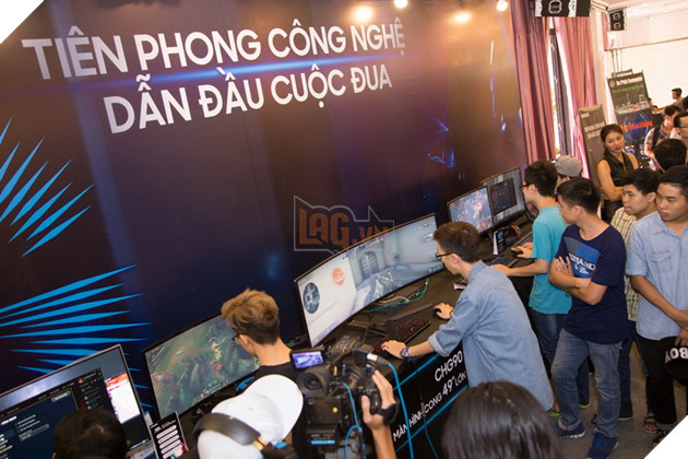 Samsung ra mắt Màn hình cong QLED 49 inches lớn nhất thế giới với định dạng 32:9 tại Việt Nam 15