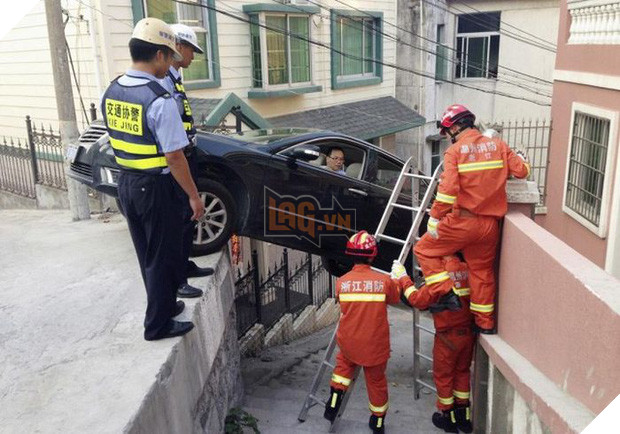 16 tai nạn đỉnh cao chỉ có thể là của hội mới học lái ô tô - Ảnh 1. 16 tai nạn đỉnh cao chỉ có thể là của hội mới học lái ô tô - Ảnh 1.