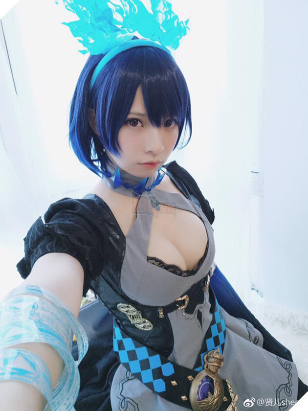 Cosplay nàng hầu Yoko Taro cực dễ thương trong SINoALICE