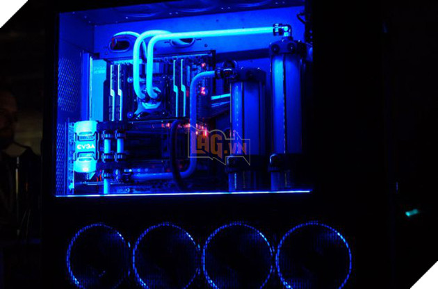 Ngắm những bộ máy tính đẹp mê hồn, đảm bảo sẽ khiến game thủ không muốn về nhà nếu được sờ thật