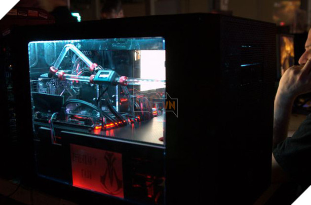 Ngắm những bộ máy tính đẹp mê hồn, đảm bảo sẽ khiến game thủ không muốn về nhà nếu được sờ thật