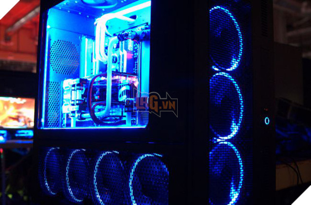 Ngắm những bộ máy tính đẹp mê hồn, đảm bảo sẽ khiến game thủ không muốn về nhà nếu được sờ thật