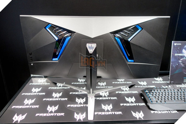 Acer ra mắt máy tính chơi game cấu hình khủng, chip Intel Core i9-7980XE 18 nhân, 4 card màn hình AMD Radeon Vega 6