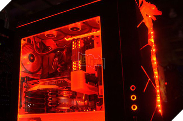 Ngắm những bộ máy tính đẹp mê hồn, đảm bảo sẽ khiến game thủ không muốn về nhà nếu được sờ thật