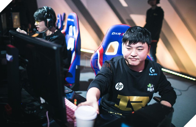 Liệu Xiaohu MVP của LPL có giúp Uzi giành được chức vô địch LPL đầu tiên? 3