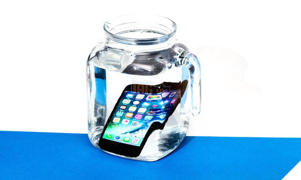 7 việc làm sau sẽ khiến iPhone của bạn hỏng nhanh hơn bình thường - Ảnh 5.