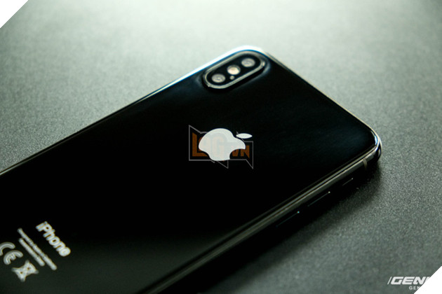 
iPhone 8 màu đen được đánh giá là phiên bản màu sắc đẹp nhất của chiếc máy này
