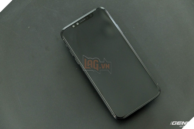 
Trên thế hệ iPhone mới, Apple đã loại bỏ hoàn toàn phím Home vật lý để tăng tối đa diện tích hiển thị.
