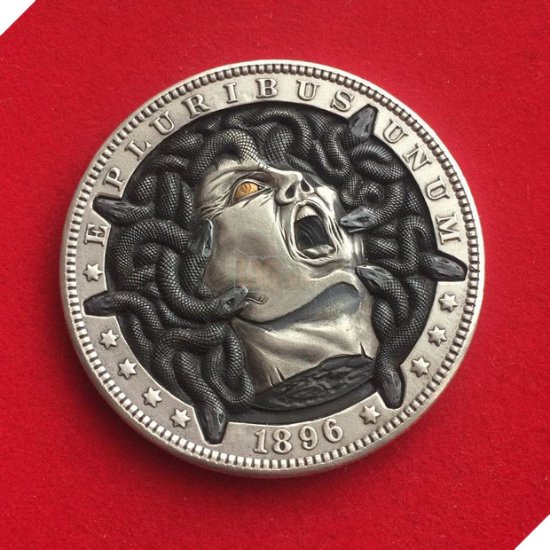 Bộ sưu tập tiền xu điêu khắc đầy ấn tượng của nghệ nhân nước Nga - Ảnh 7.