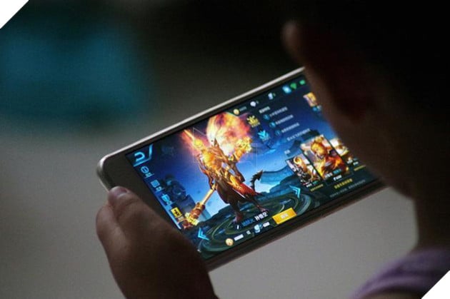 Chết cười bố mẹ đăng ký khai sinh cho con theo tên của một tựa game mobile