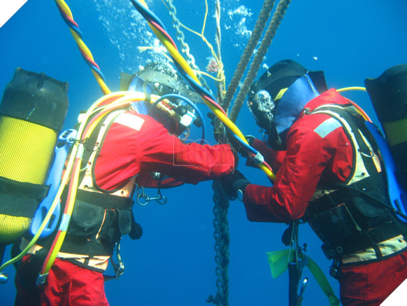 Cáp quang biển AAG phải đến cuối tháng 9 mới được sửa xong