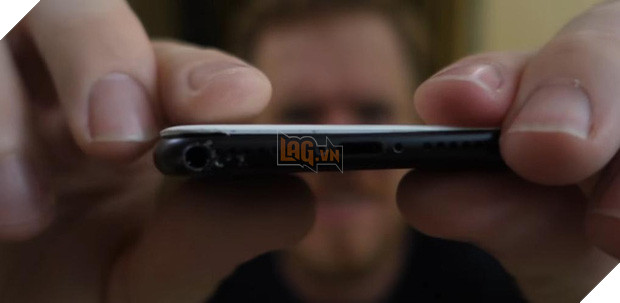 Anh chàng này đã tự chế jack cắm tai nghe 3.5mm cho iPhone 7, hoạt động được hẳn hoi - Ảnh 6.