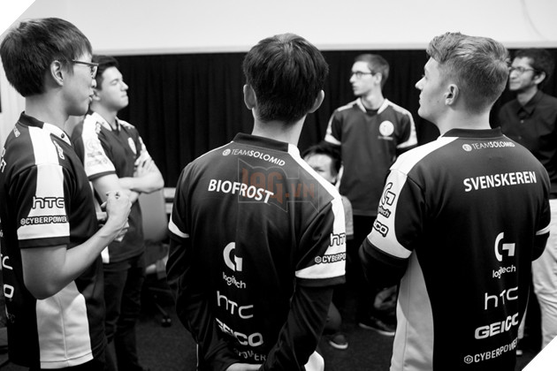 LMHT: Người Hàn xua đuổi các đội tuyển phương Tây, không cho đến tập huấn trước CKTG vì "vong ơn bội nghĩa"