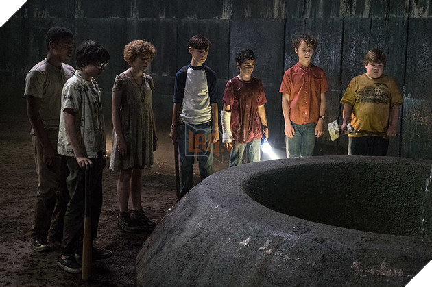 “It” Ám ảnh tuổi thơ đội lốt gã hề ma quái 3