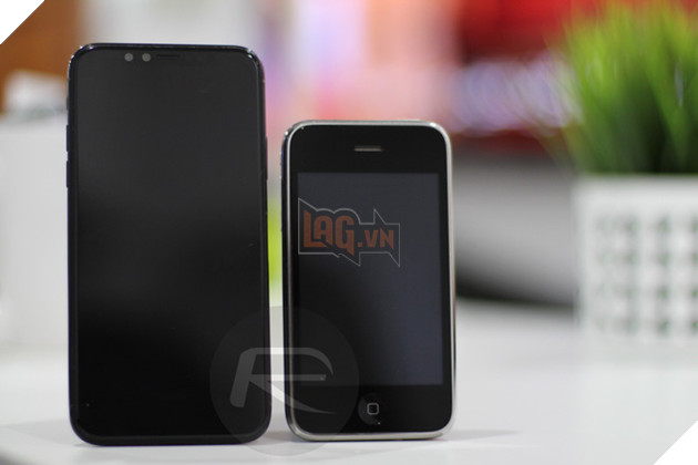 
iPhone X với iPhone 3G/3Gs
