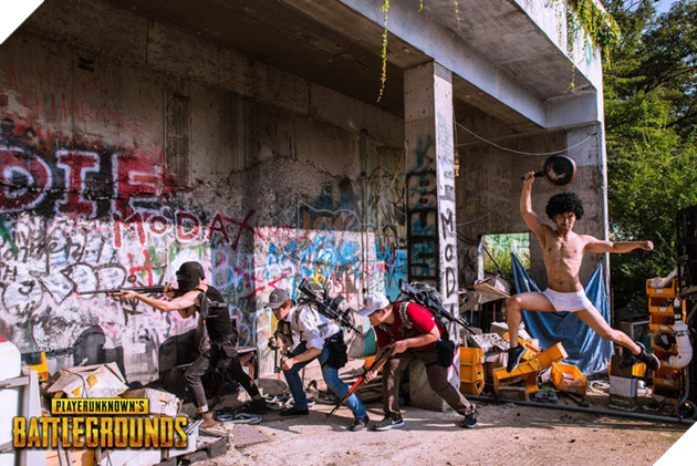 Chết cười với chùm ảnh cosplay PUBG "lầy lội" nhất quả đất