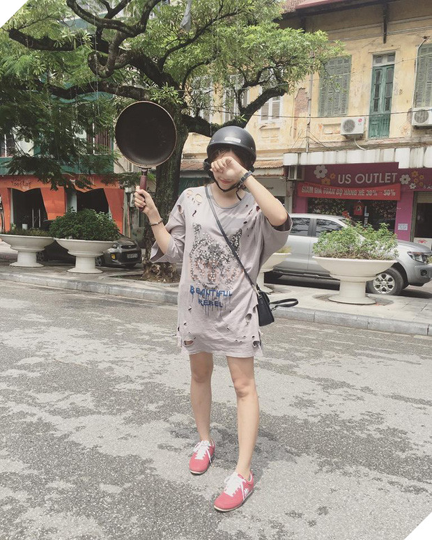 Sáng nay có cả chục game thủ Việt cuồng Battlegrounds mang chảo ra đứng ở Bờ Hồ!