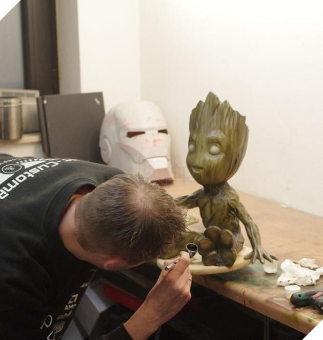 Nhìn chú bé Groot cực xinh này, chẳng ai dám tin bên trong là cỗ máy tính chơi được mọi game trên đời