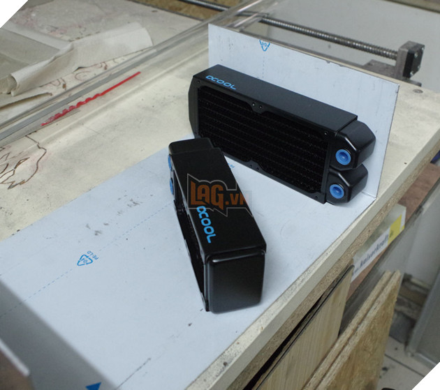 Nhìn chú bé Groot cực xinh này, chẳng ai dám tin bên trong là cỗ máy tính chơi được mọi game trên đời