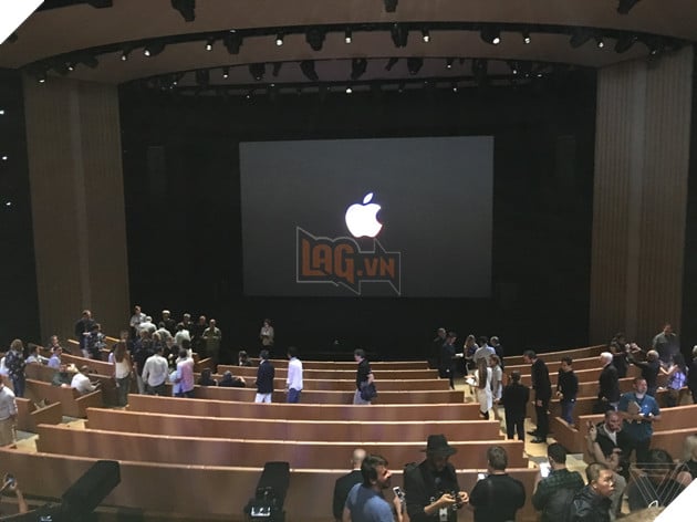 Toàn cảnh sự kiện ra mắt sản phẩm mới của Apple 8