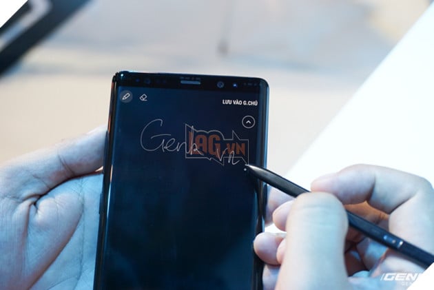 Samsung Galaxy Note8 chính thức ra mắt tại Việt Nam: thiết kế ấn tượng, camera kép xóa phông chủ động, giá 22,5 triệu 4