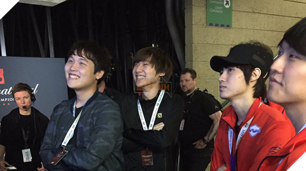 Niềm tự hào Hàn Quốc tái lập dưới cái tên Team Phoenix