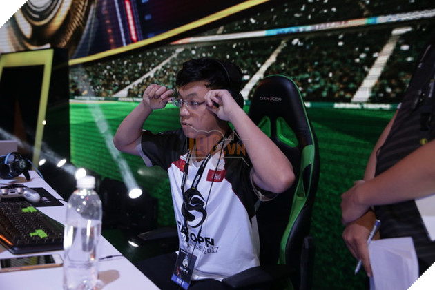 FIFA Online 3: KRJeong giành chức vô địch giải đấu SOC 2017 khu vực Đông Nam Á 13