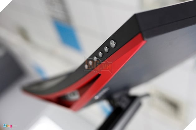 Acer Predator Z35 - Màn hình chơi game siêu mượt với thiết kế góc cạnh 8